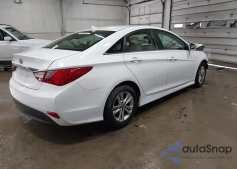 2014 Hyundai Sonata Gls z USA, uszkodzony, nr VIN 5NPEB4AC5EH826403